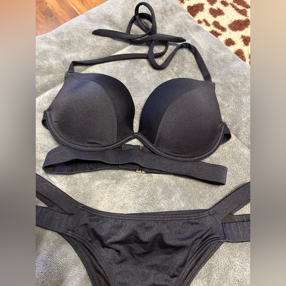 Victoria's Secret Black Bikini Set - Picture 3 of 5